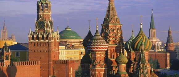 Northern-california-ethnic-destination-wedding-planner-st-basil-cathedral-kremlin-russia