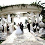Northern-California-ethnic-destination-wedding-planner-Russian-tradition-release-white-doves